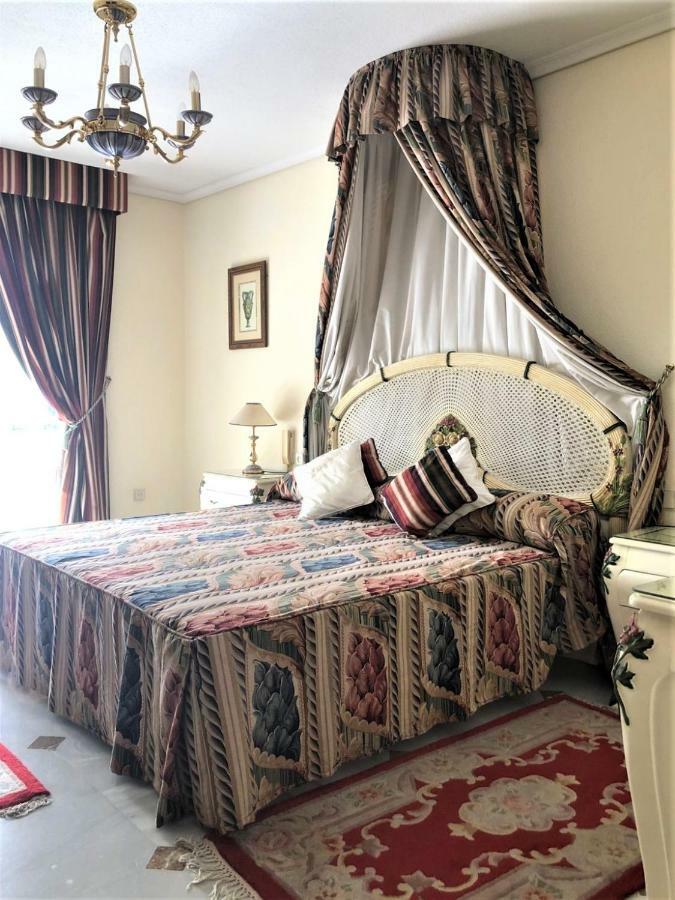 Riyadh House Marbella Apartment Bagian luar foto