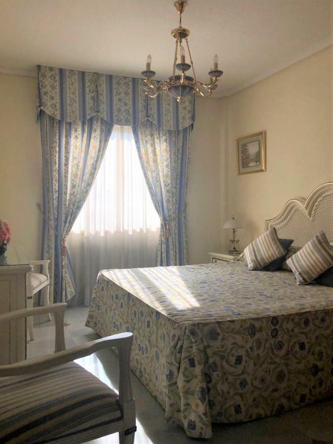 Riyadh House Marbella Apartment Bagian luar foto