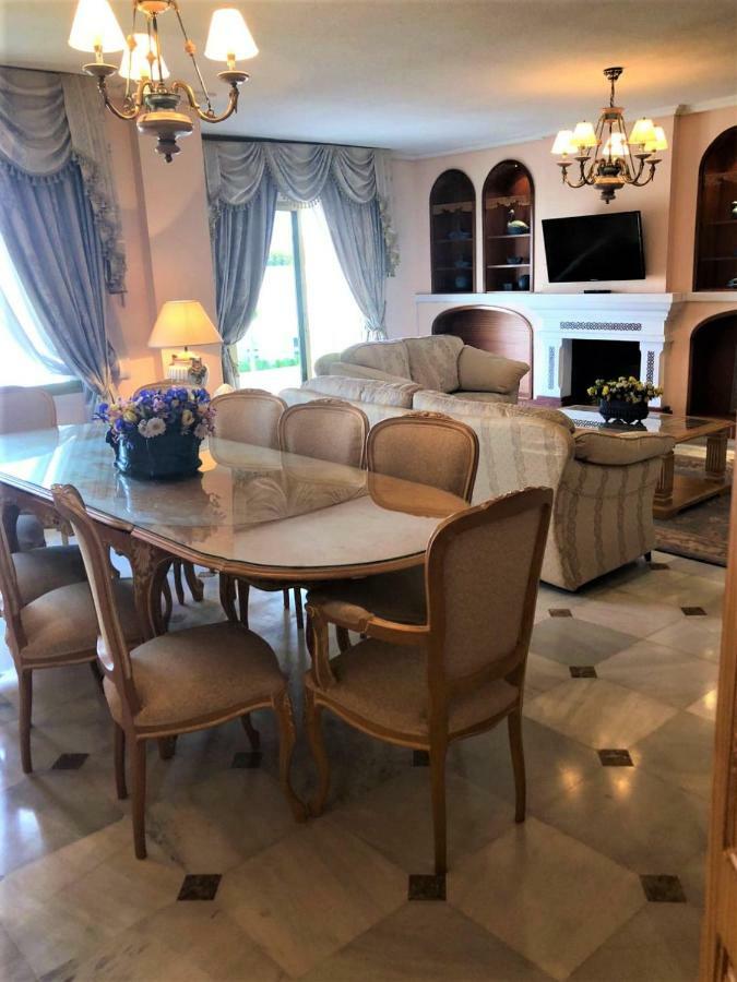 Riyadh House Marbella Apartment Bagian luar foto